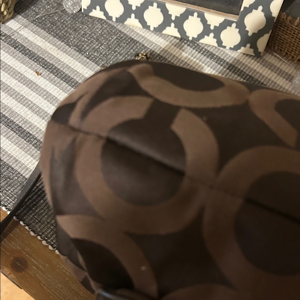 Coach Signature Hobo Shoulder Bag / Crossbody - Picture 10 of 12